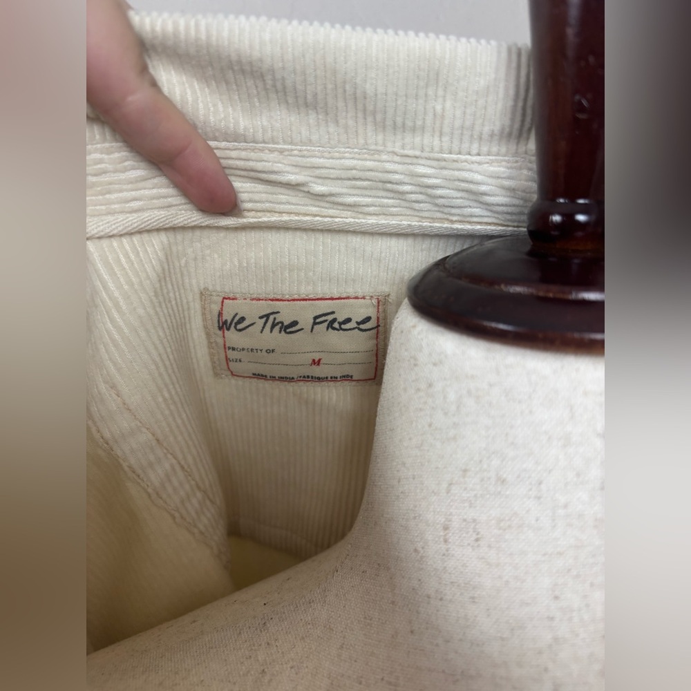 We The Free - EUC - Winter Bloom Pullover‎ - Picture 8 of 11